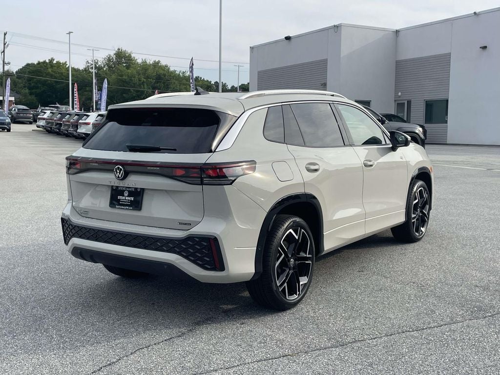 2026 Volkswagen Tiguan 2.0T SEL R-Line Turbo