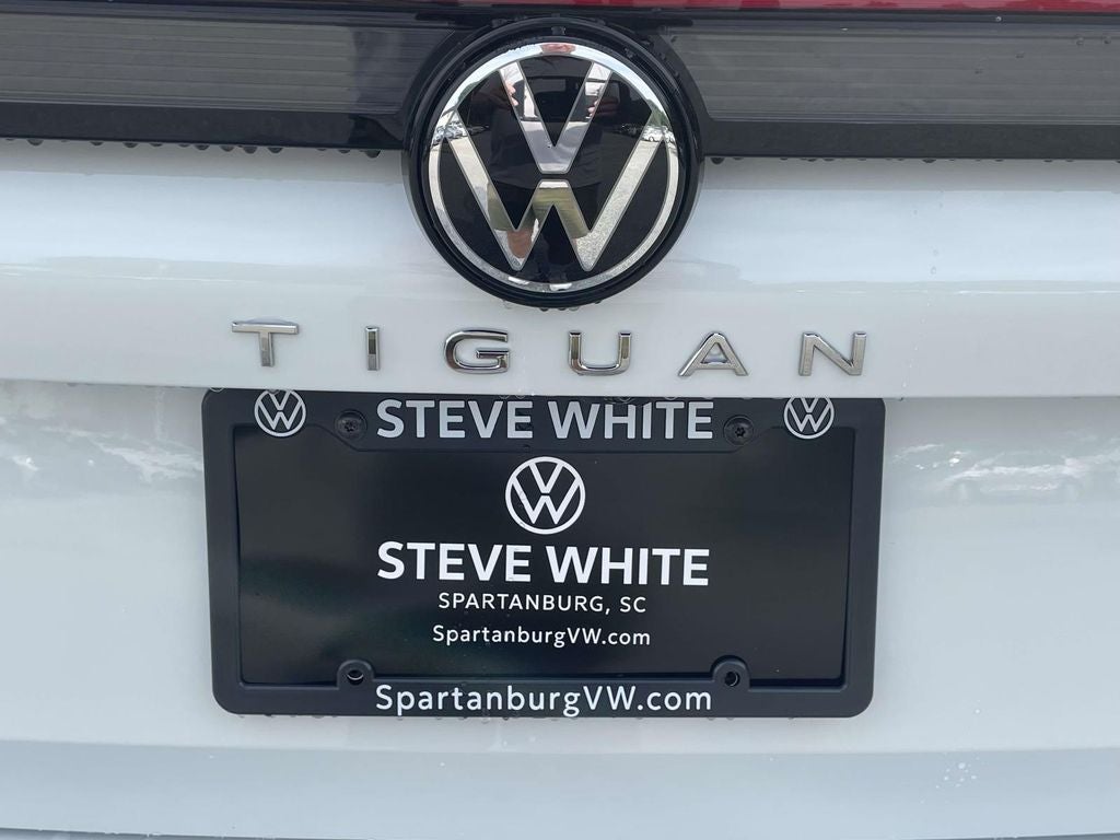 2026 Volkswagen Tiguan 2.0T SEL R-Line Turbo