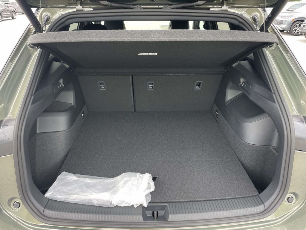 2026 Volkswagen Tiguan 2.0T SEL R-Line Turbo