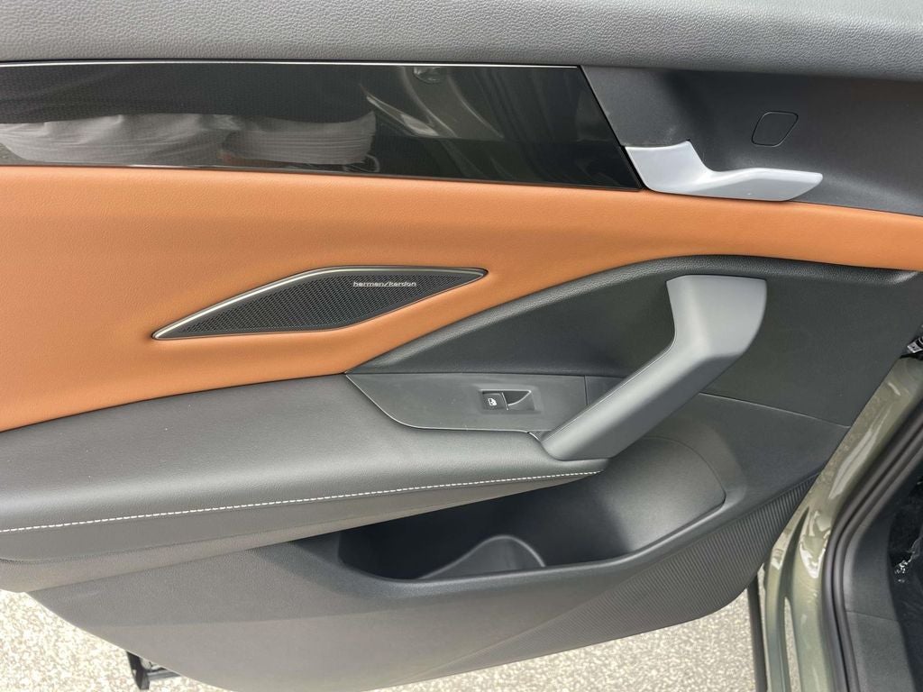 2026 Volkswagen Tiguan 2.0T SEL R-Line Turbo