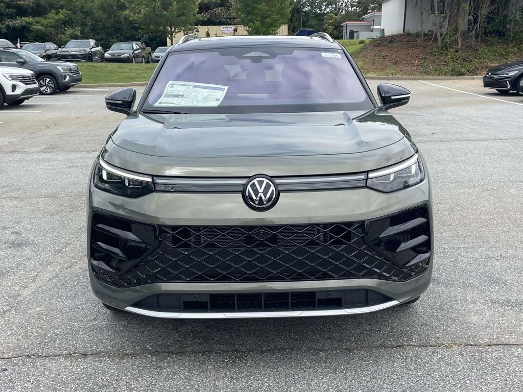 2026 Volkswagen Tiguan 2.0T SEL R-Line Turbo