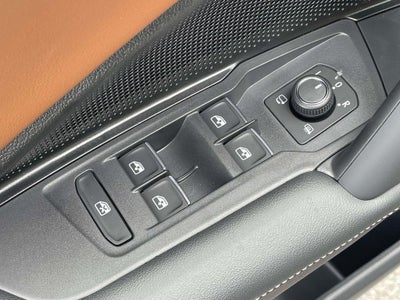 2026 Volkswagen Tiguan 2.0T SEL R-Line Turbo