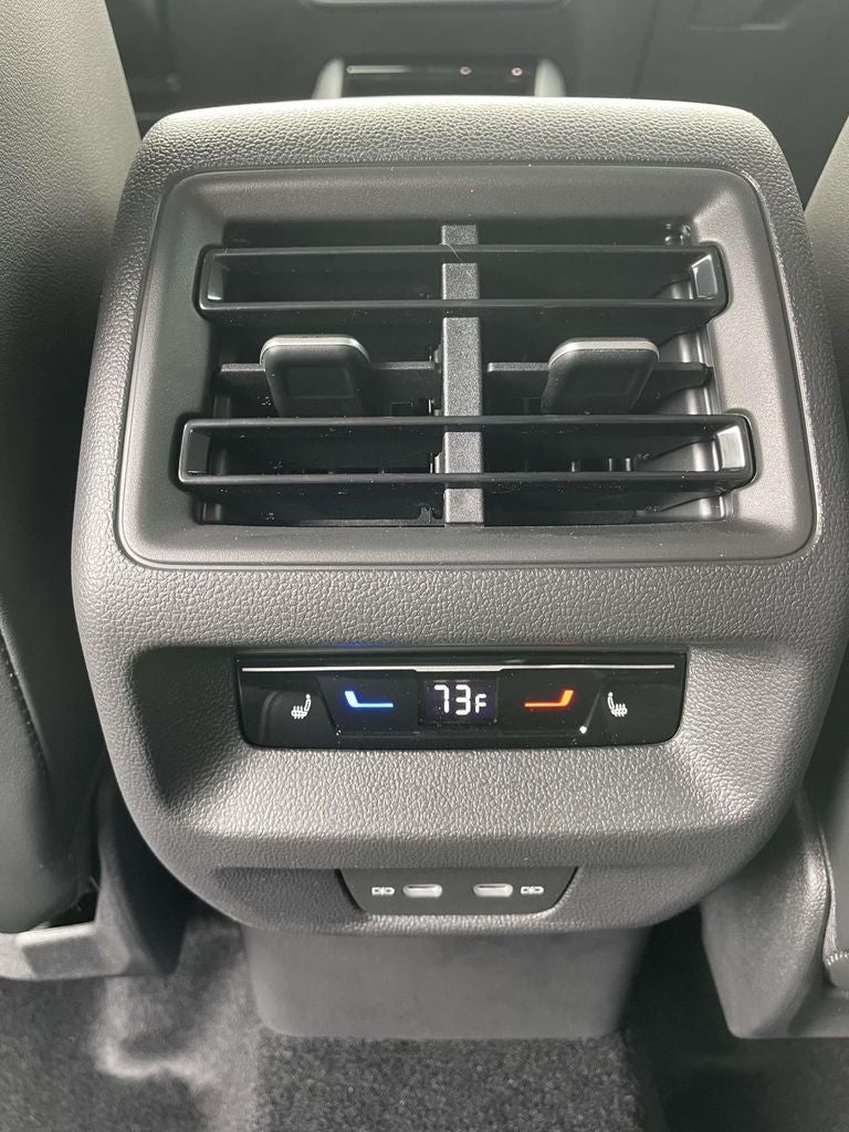 2026 Volkswagen Tiguan 2.0T SEL R-Line