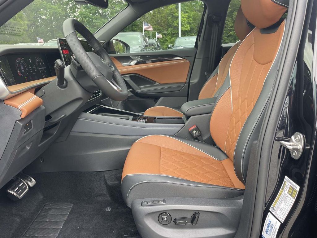 2026 Volkswagen Tiguan 2.0T SEL R-Line