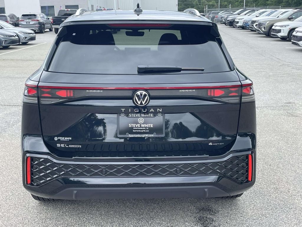 2026 Volkswagen Tiguan 2.0T SEL R-Line