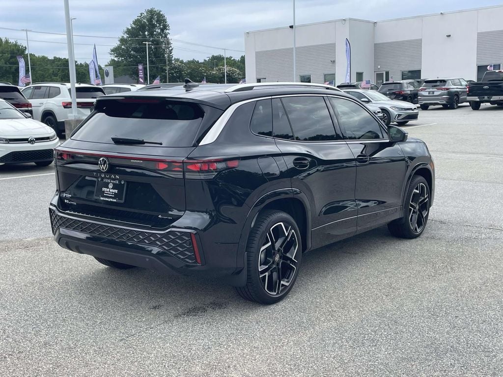 2026 Volkswagen Tiguan 2.0T SEL R-Line