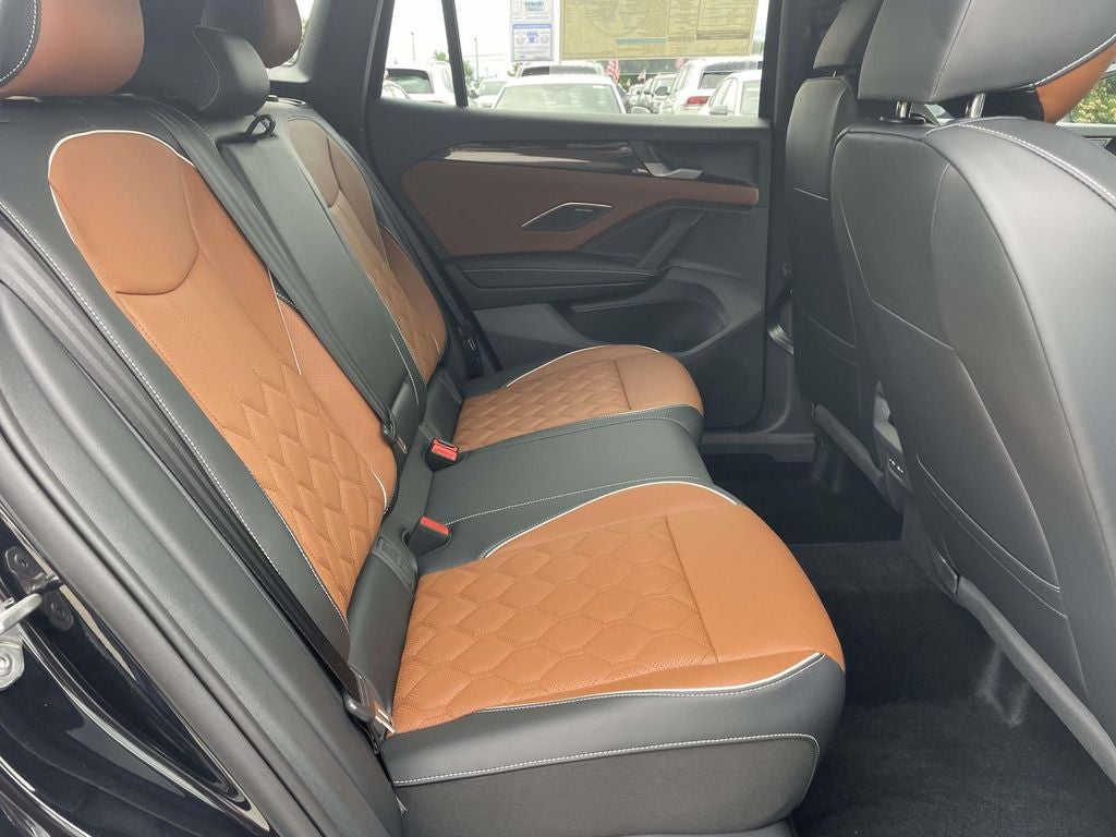 2026 Volkswagen Tiguan 2.0T SEL R-Line