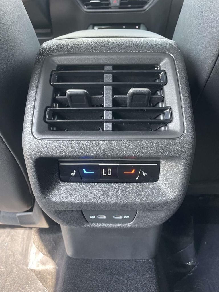 2026 Volkswagen Tiguan 2.0T SEL R-Line Turbo
