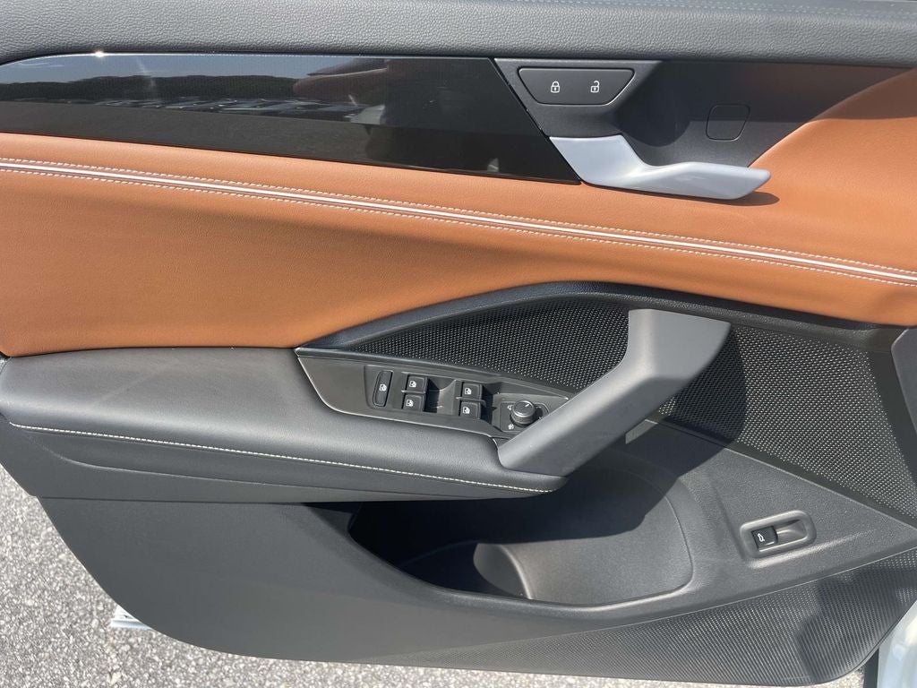 2026 Volkswagen Tiguan 2.0T SEL R-Line Turbo