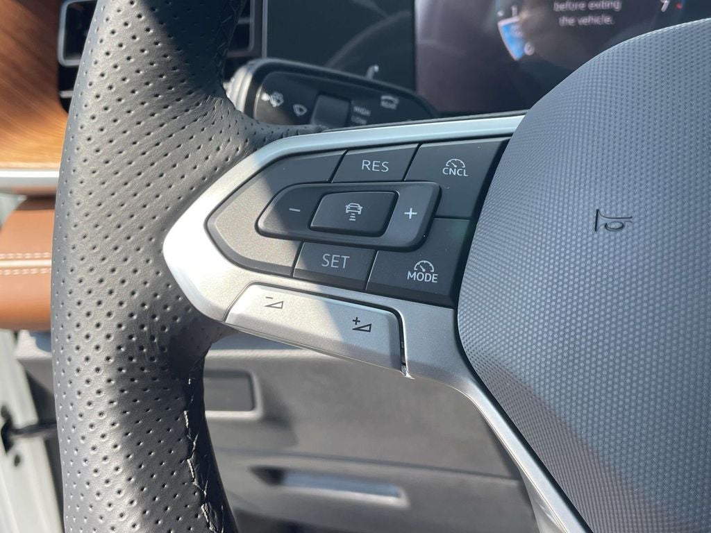 2026 Volkswagen Tiguan 2.0T SEL R-Line Turbo