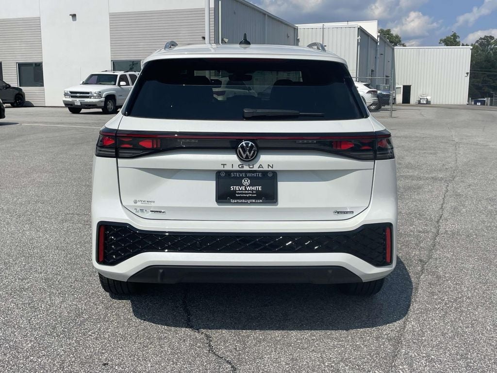 2026 Volkswagen Tiguan 2.0T SEL R-Line Turbo