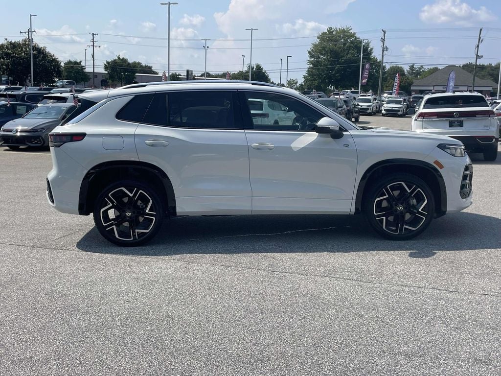 2026 Volkswagen Tiguan 2.0T SEL R-Line Turbo