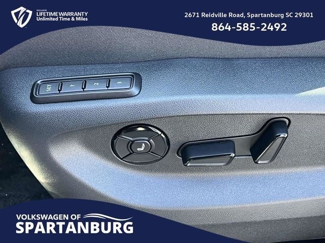 2026 Volkswagen Tiguan 2.0T SEL R-Line Turbo