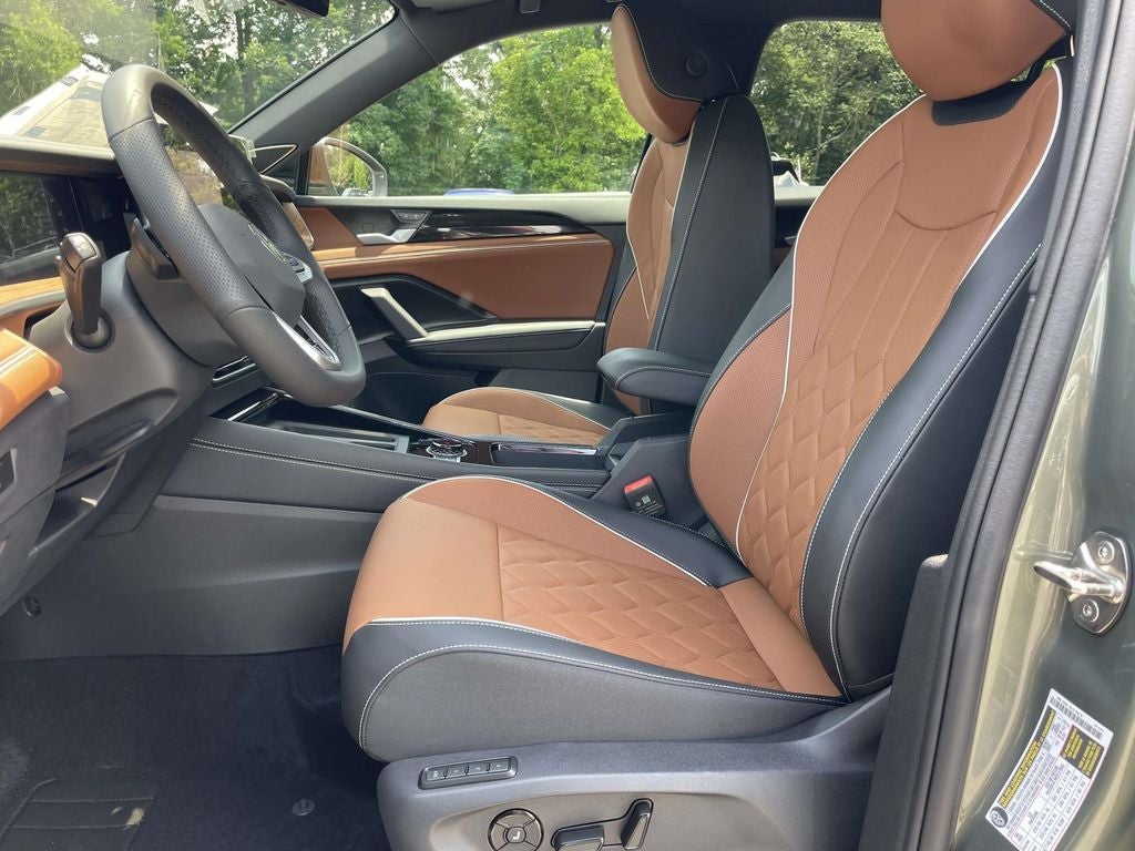 2026 Volkswagen Tiguan 2.0T SEL R-Line Turbo