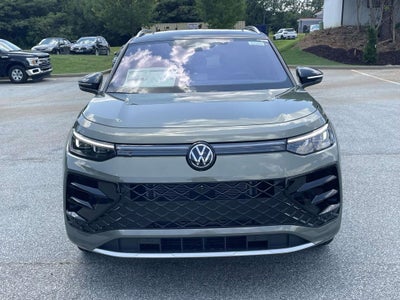 2026 Volkswagen Tiguan 2.0T SEL R-Line Turbo