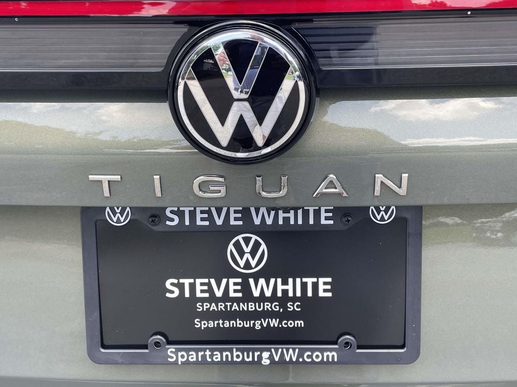 2026 Volkswagen Tiguan 2.0T SEL R-Line Turbo