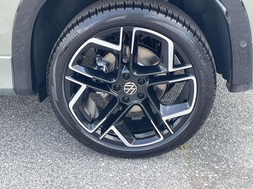 2026 Volkswagen Tiguan 2.0T SEL R-Line Turbo