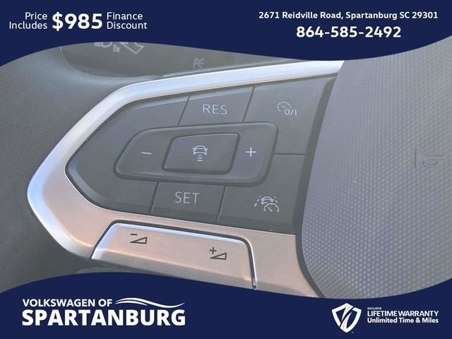 2024 Volkswagen Taos 1.5T SE