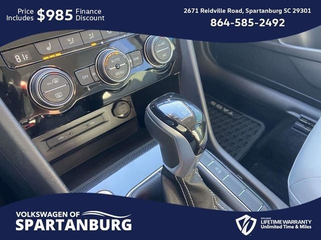 2024 Volkswagen Taos 1.5T SE