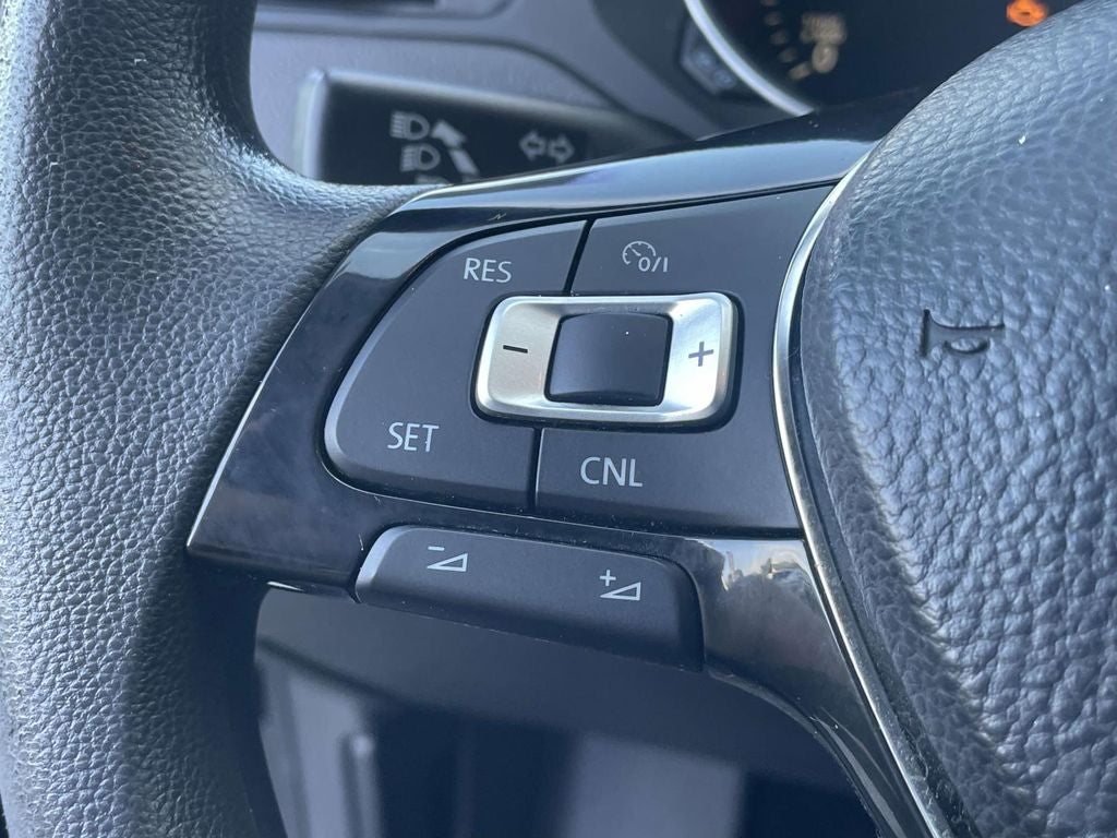 2015 Volkswagen Jetta 2.0L S w/Technology