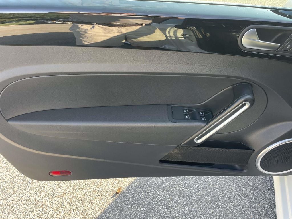 2019 Volkswagen Beetle Convertible Base