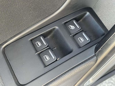 2019 Volkswagen Beetle Convertible Base