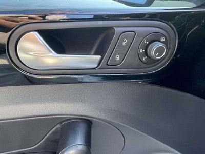 2019 Volkswagen Beetle Convertible Base