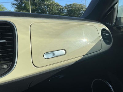 2019 Volkswagen Beetle Convertible Base