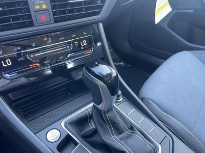2027 Volkswagen Jetta 1.5T SE
