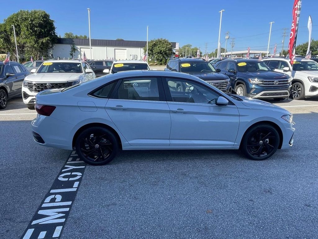2027 Volkswagen Jetta 1.5T SE