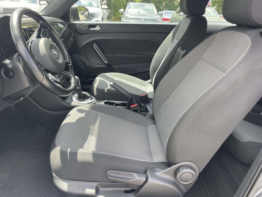 2018 Volkswagen Beetle Base