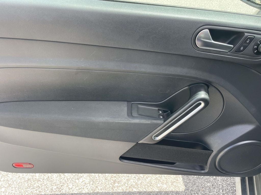2018 Volkswagen Beetle Base