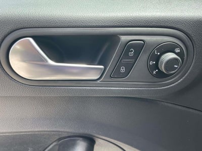 2018 Volkswagen Beetle Base