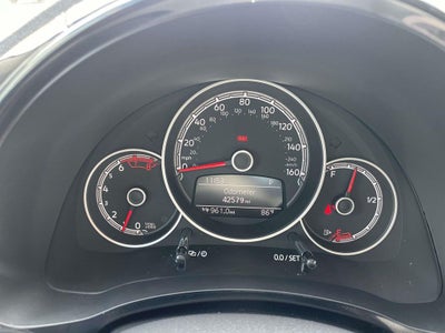 2018 Volkswagen Beetle Base