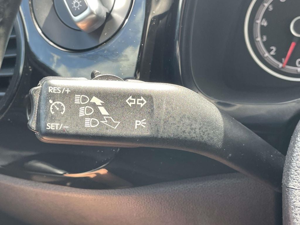 2018 Volkswagen Beetle Base