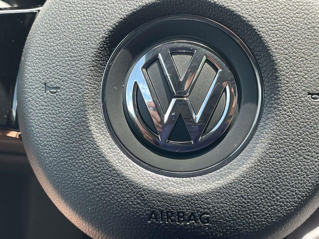 2018 Volkswagen Beetle Base