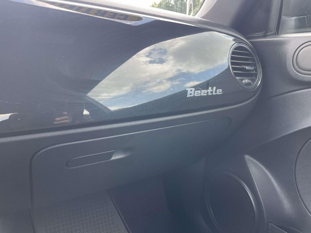 2018 Volkswagen Beetle Base