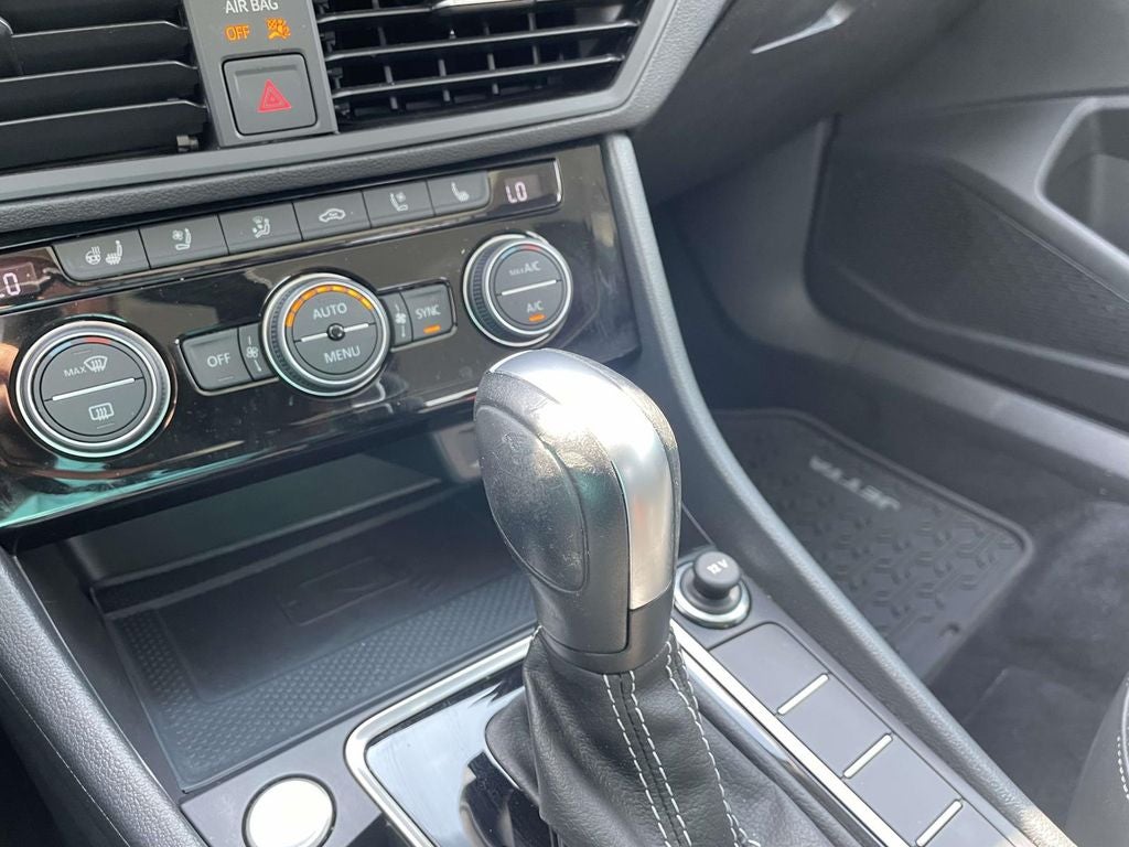 2021 Volkswagen Jetta SEL Premium