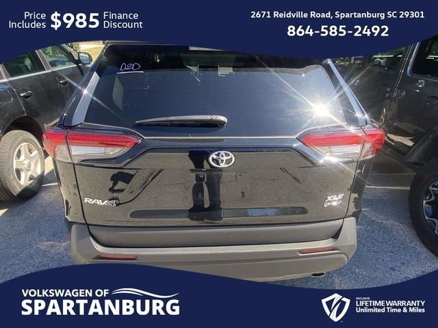 2025 Toyota RAV4 Hybrid XLE