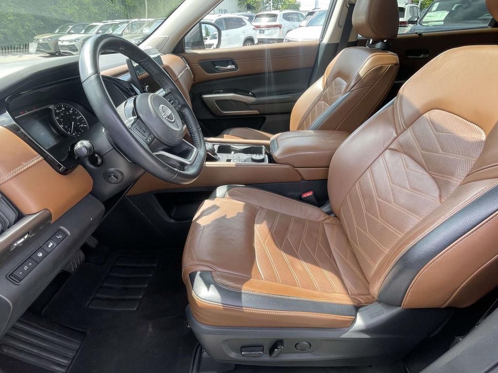 2022 Nissan Pathfinder Platinum