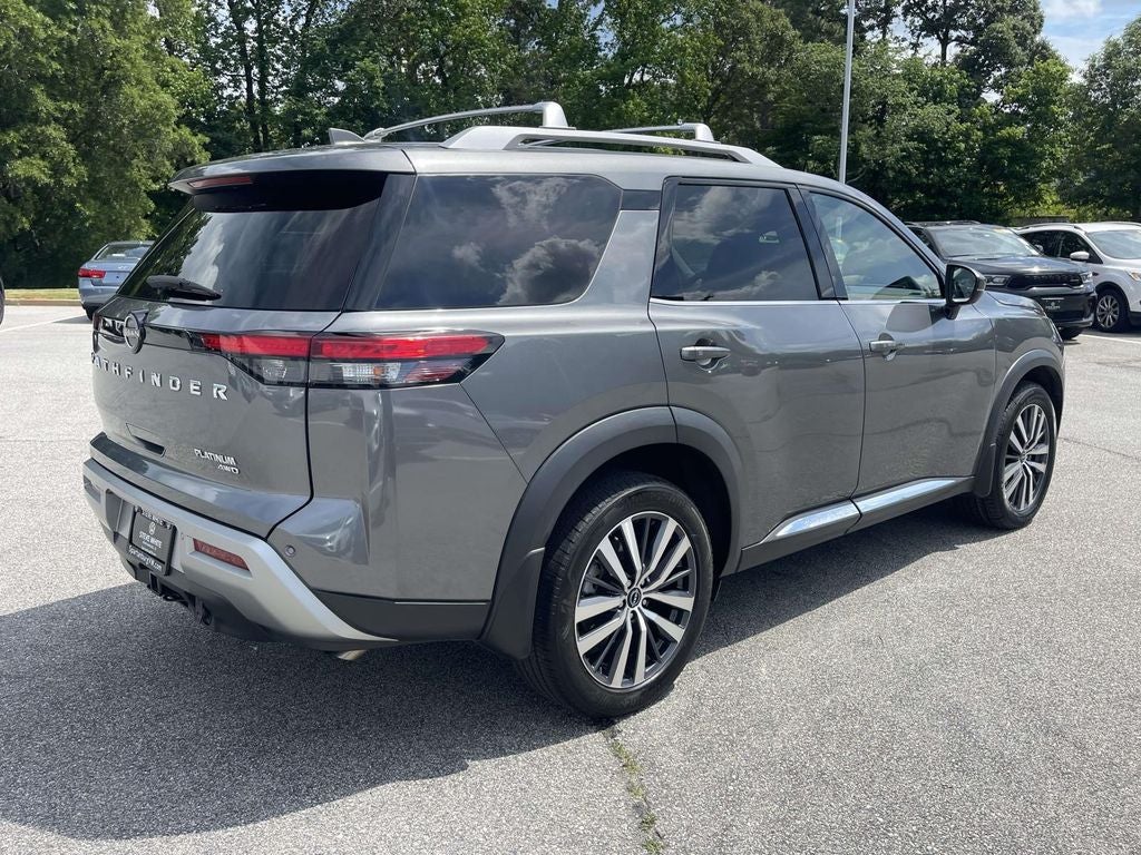 2022 Nissan Pathfinder Platinum
