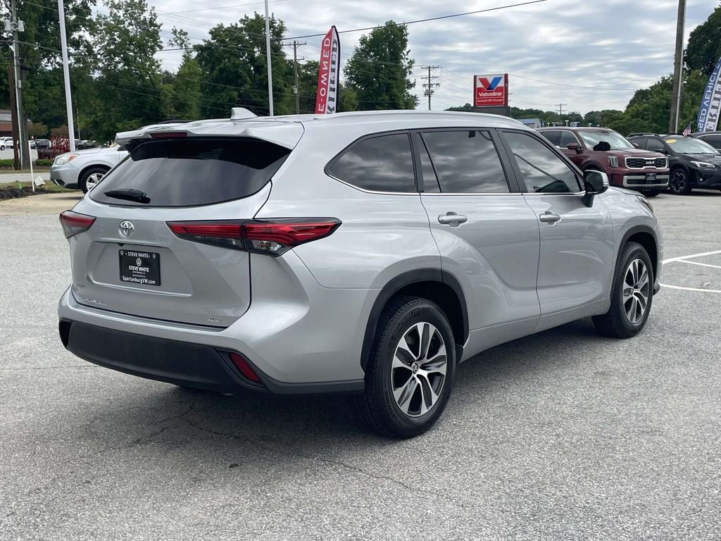 2023 Toyota Highlander XLE