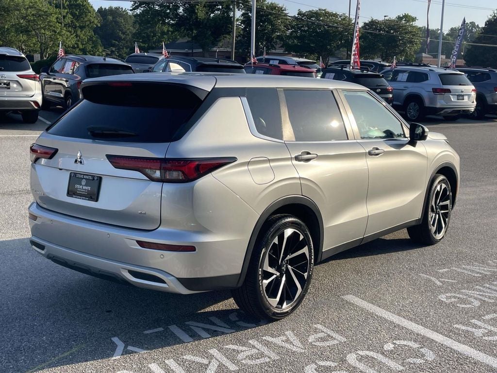 2022 Mitsubishi Outlander SE