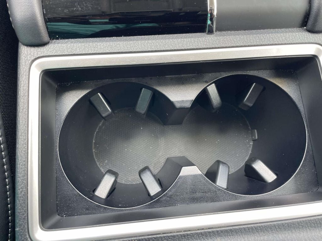 2024 Mitsubishi Outlander Base