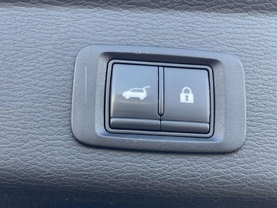 2022 Mitsubishi Outlander Base