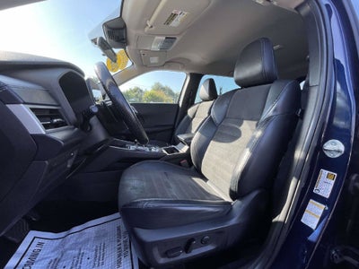 2022 Mitsubishi Outlander Base
