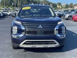 2022 Mitsubishi Outlander Base