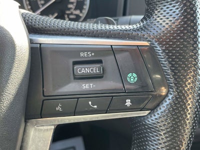 2022 Mitsubishi Outlander Base