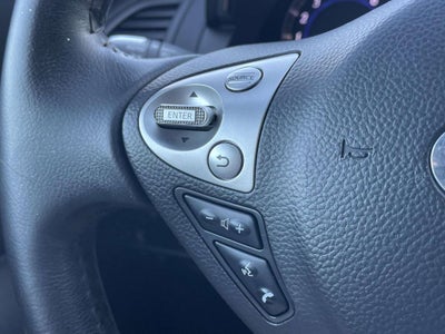2017 INFINITI QX70 Base