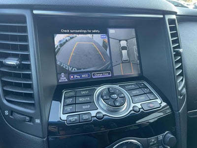 2017 INFINITI QX70 Base